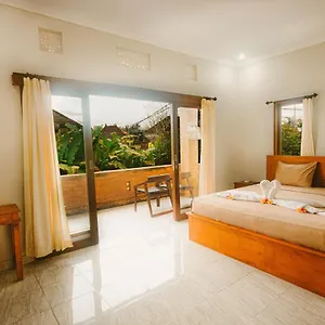  Guest house Kertayasa House